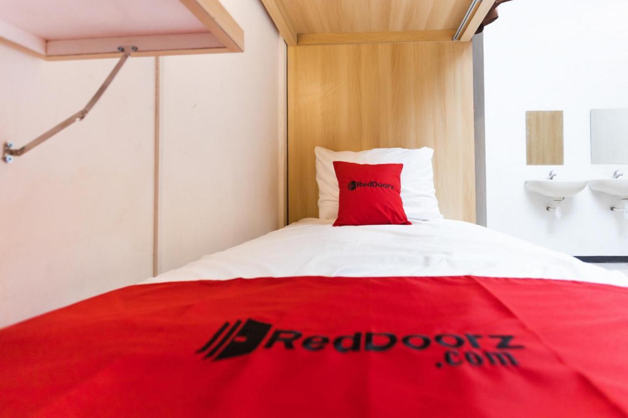 Reddoorz Hostel @ Malang City Center 2 Extérieur photo