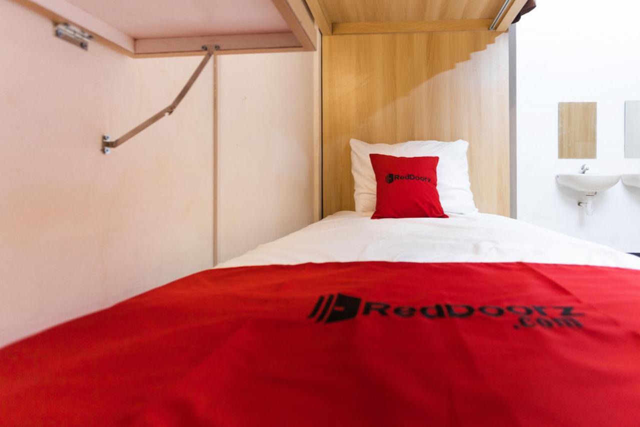 Reddoorz Hostel @ Malang City Center 2 Extérieur photo