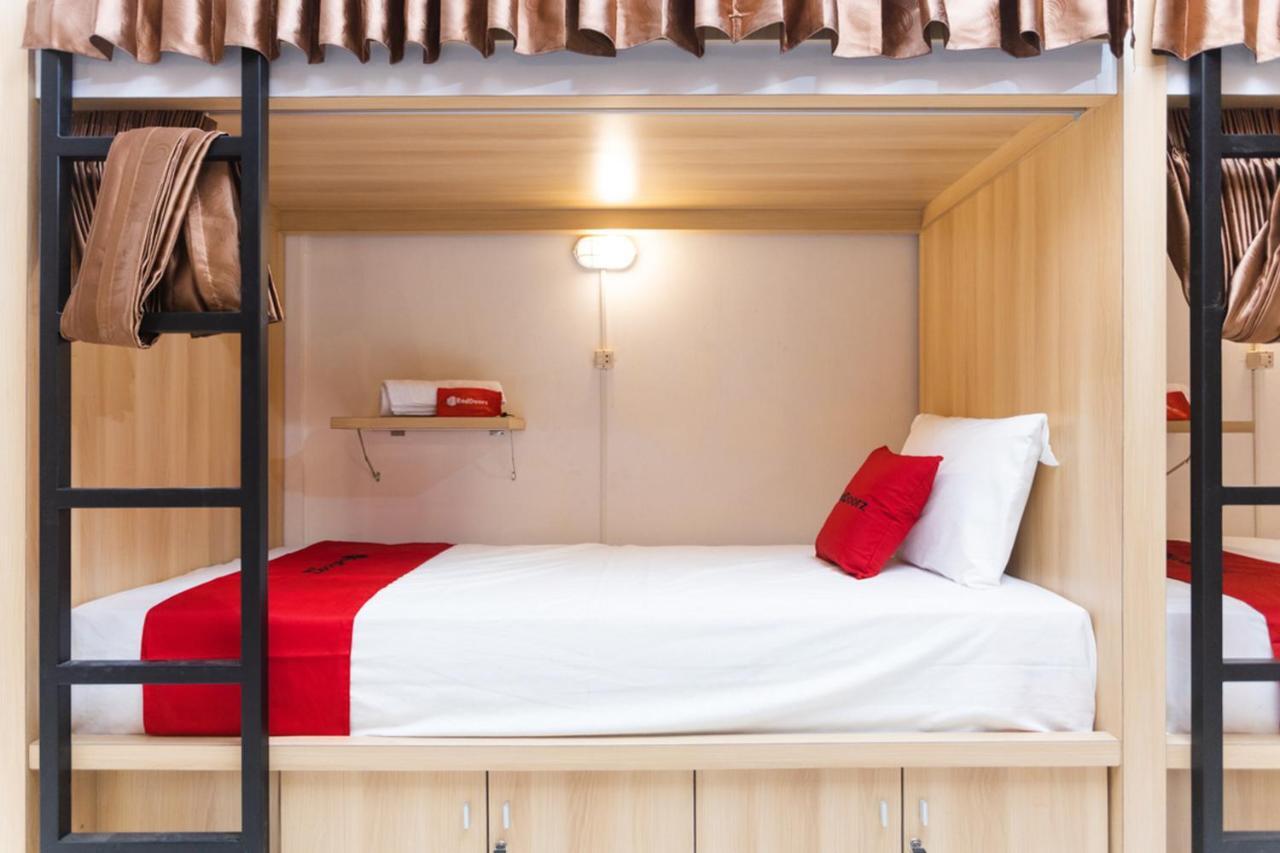 Reddoorz Hostel @ Malang City Center 2 Extérieur photo